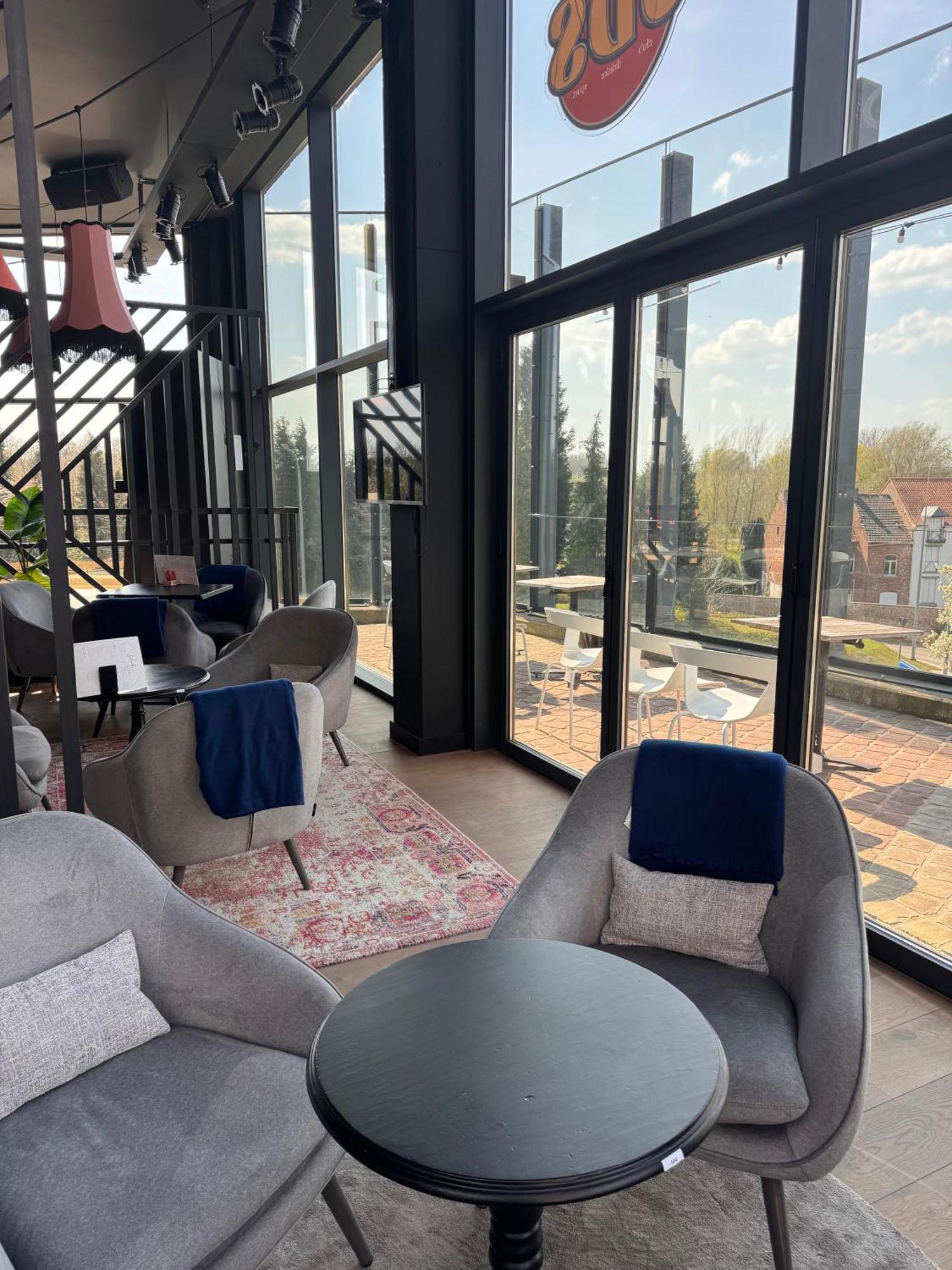 Hotel Stayen Sint-Truiden Exterior foto